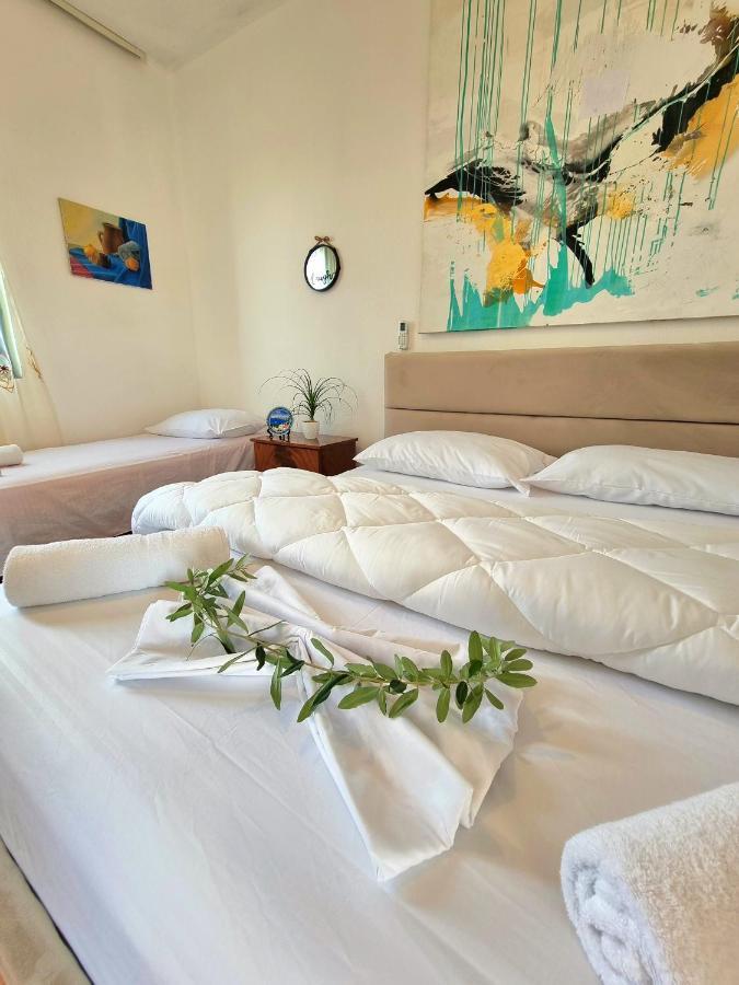 Guest House Vila Elezi Durrës Buitenkant foto